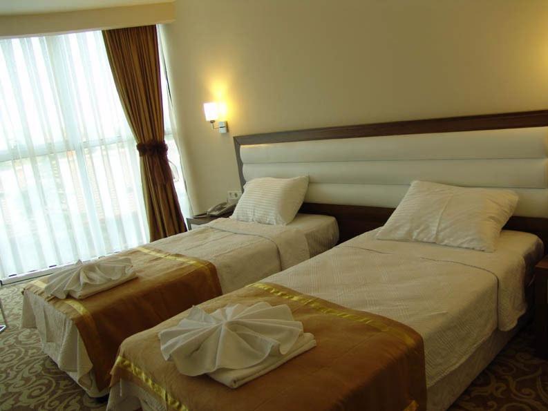 Ozpark Hotel Akşehir Oda fotoğraf